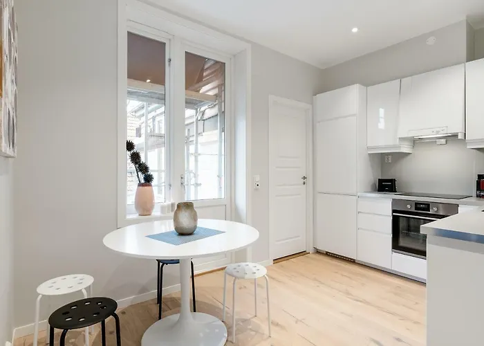 Hoyden * Μπέργκεν